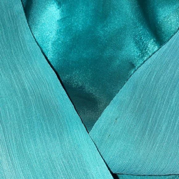 Lane Bryant 22/24 Plus Size Teal Dress Blouse with Elastic Waist - Picture 8 of 9